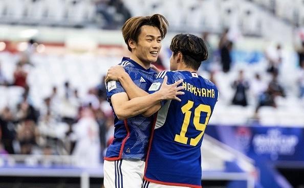 的盖帽与篮 的盖帽与篮